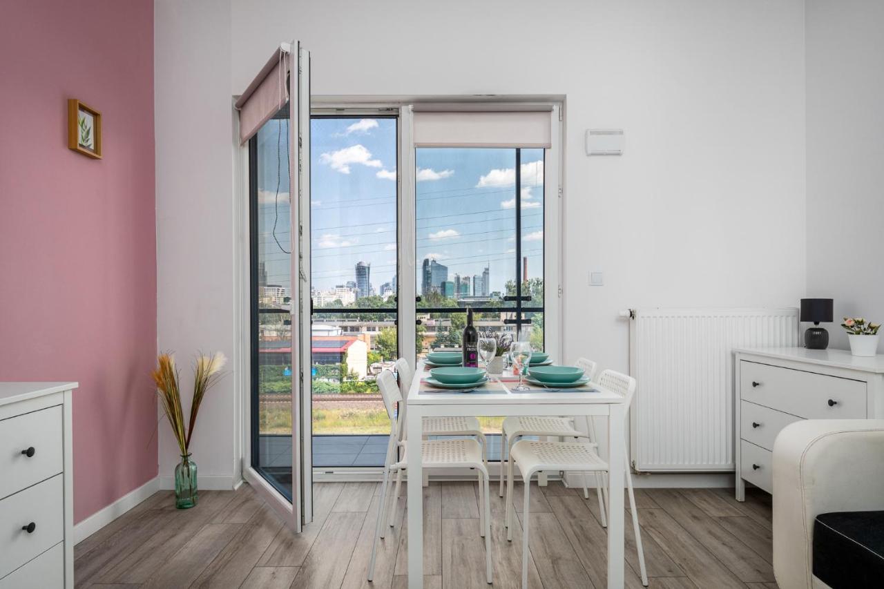 ワルシャワPrymasa Street Apartamentアパートメント エクステリア 写真