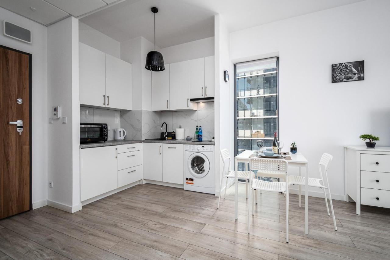 ワルシャワPrymasa Street Apartamentアパートメント エクステリア 写真